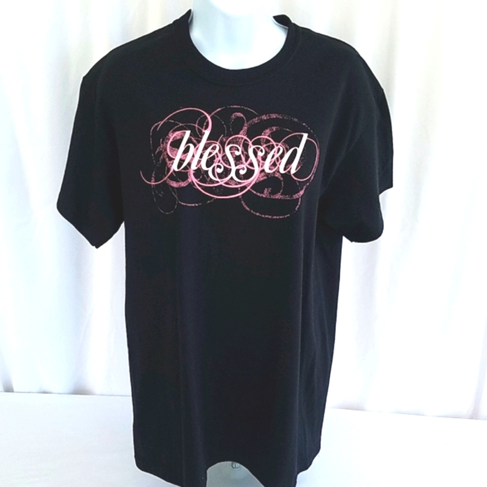 Gildan Graphic Blessed Short Sleeve Tee Shirt Crew Neck Black Pink Size Medium